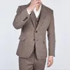 Vinter Mode Brown Tweed Groom Tuxedos Notch Lapel Två Knapp Män Bröllop Tuxedos Men Formell Business Party Suit (Jacket + Pants + Tie + Vest) 95