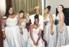 Afrikansk Silver Chiffon Beaded Top Plus Storlek Lång Brudtärna Klänningar En Shoulder Ruched Split Bröllop Guest Maid of Honor Dresses BA8881