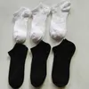Großhandel Kostenloser Versand Druck Socken Fußkettchen Sport Strumpfwaren Baumwolle Mode Kurze Socken Slipper Mädchen Sexy Schiff Socken Unterwäsche