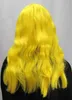 素晴らしい黄色の波状の長い女性髪のかつら