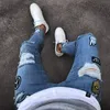 Мужские джинсы 2018 мужские стильные рваные брюки байкерские узкие прямые потертые джинсовые брюки новая модная одежда