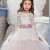 Nowe przybycie Baby Girls Sukienki kwiatowe Dzieci koronkowe długie rękawy puszysty impreza ślubna Komuniacja Komunii Formalne dziewczęta Księżniczka Dress6595842