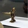 Kinas archaize Brass Eagle Small Statue 4cm