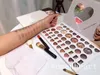 Maquillaje Resaltador de alta calidad Sombra de ojos 44 Colores de moda Paleta de sombras de ojos con brillo