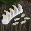 3pcs / set Avtagbar nagelträningsram, Natural False Nail Art Practice Tips Stick Display Pallet DIY Manicure Tools Färg Slumpmässig