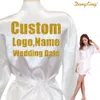 Benutzerdefinierte Logo Kurzstil Robe Brautparty Kimono Robe Personalisieren Sie Hochzeitsfeier Gold Glitter Druck Satinroben