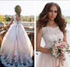 2019 princesse blush robes de mariée une ligne pure bateau cou dentelle appliques dos ouvert Corset à lacets robes de mariée balayage train