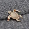 Nuovo arrivo Cute Little Sea Turtle Turtle Crystal Brooch Pins Tortoise Pins Brooches regalo di Natale gioielli spedizione gratuita