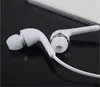 Partihandel 3,5 mm färgglada hörlurar i örat J5-hörlurar med volymkontroll och mic headset öronsnäckor för Galaxy S4 S5 S6 Obs 5 med detaljhandelspaket