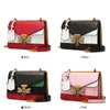 Bolsas de mão femininas com emenda de cores pequenas bolsas de abelha Moda com zíper Bolsa de mão de grife casual bolsa de ombro bolsa mensageiro novas bolsas femininas crossbody