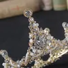 Ondiepe jin bai boor kristallen bruiloft tiara's en kronen bruids tiara's accessoires volledige kleine parels bruids tiaras kronen HG859