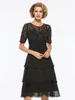 Czarna długość kolana Matka panny młodej Sukienki Tanie Krótkie Rękawy Koraliki Koronki Appliqued Suknie wieczorowe Plus Size Formalna sukienka