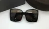 Качественные солнцезащитные очки FT0617 Star Gradient лаконичные с большой квадратной оправой 60-19-135
