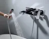Wasserhähne Rolya Mattschwarzer Wasserfall Quadratischer Badeduschhahn Mischbatterie Wandmontierter Badewannenfüller Chrom