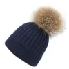 Vinter Kvinnor Hattar Stickad Tjej Hat Med Raccoon Fur Ball Novelty Kvinna Patchwork Skullies Fauries Caps 2018 Ny ankomst YWMQFUR