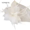 2018 Elegante copricapo da sposa fantasia piuma fiore fascinators partito cappelli da tè signore sinamay copricapo accessori per capelli fasce 5402788