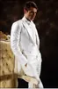 Moda White Tailcoat Hombres Boda Esmoquin Excelente Novio Esmoquin Hombres de alta calidad Cena formal Traje de fiesta (chaqueta + pantalones + corbata + faja) 693