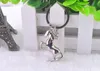 Мода Mini Horse Keychain Metal Badge Keleding Декоративный автомобильный ключ