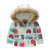 Erkek Bebek Kız Kalınlaşma Çiçek Dış Giyim Dinozor Araba Çiçek Baskı Aşağı Ceket Çocuklar Kış Giysileri Butik Kapşonlu Ceket 14 Renkler C5407