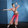 Nuovi costumi di danza orientale Abbigliamento per danza del ventre femminile (Top + pantalone) Abbigliamento da palcoscenico in stile indiano egiziano Set di costumi di danza del ventre