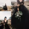 Vintage Black Bohemia Dresses Evening Wear 2018 Sexy V-Neck Illusion Lace Długie Rękawy Backless Prom Dress Beach Boho Quinceanera Suknie