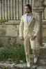 Fashion Beige Frac Morning Style Uomo Smoking da sposa Risvolto a picco One Button Uomo Cena formale Abito da ballo (giacca + pantaloni + fiocchi + cintura) 620