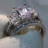 Victoria Wieck Choucong helt nya par 2 st ringar lyxiga smycken 925 Sterling Silver Three Stone Princess Cut Cz Diamond Topaz W2917