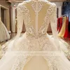 Incredibili abiti da sposa con perline Illusion Top maniche lunghe Abiti da sposa Una linea Appliques in pizzo Corte dei treni Abiti da sposa Custom Made