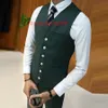 Goedkope en fijne piek Revers Dark Green Double-Breasted Groom Tuxedos Mannen Past Huwelijk / Prom / Diner Beste Man Blazer (jas + Broek + Tie + Vest)