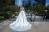 Crystal Design A Line Country Suknie ślubne Lace Off Off The Ramię Satin Długi rękaw Suknie Ślubne Sweep Sweep Custom Made Dress