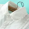 بلوزة بيضاء قميص المرأة 2018 جديد الصيف نمط طويل الأكمام التطريز عارضة قمم فضفاضة شاطئ مكتب blusas femininas 7472