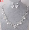 Whole Pearls Bridal Jewelery Necklace Earrings Sets with Faux Pearls Prom Party Wedding Crystal Jewelery Bridal Accessories Ch7166386