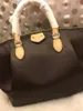 Lady's Handbag XL XXL حجم كبير الحجم العلامة التجارية الأنيقة أكياس الكتف زهرة الكتف مقابض الطيات الأمامية تصميم السوستة إغلاق 48813 48814