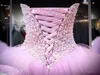 2018 Ny lavendel quinceanera klänningar bollkakor Korsettkristaller pärlor Ruffles Tulle spets upp Back Pageant-klänningar för tjejer Q43