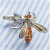 Vagula New Enamel Bee Cuff Links Men French Shirt CuffLinks creativi Gemelos in ottone 3961953631