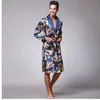 Primavera Verão Novo Luxo Imprimir Silk Robe Masculino Bathrobe Mens Kimono Bath Vestido Mens Faux Silk Vestes Dos Vestidos D7-AE-63