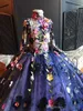 예쁜 페티 꽃 소녀 복장 높은 목 긴 소매 3D 꽃 Apliques 소녀 장관 드레스 멋진 손으로 만든 꽃 생일 드레스