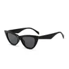 2018 Ny söt sexig retro kattögon solglasögon kvinnor liten svart vit cateye vintage billig solglasögon röd kvinnlig UV400