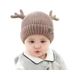 Bebê De Malha De Natal Caro Antler Chapéus Criança Crianças Inverno Quente Cap Crochet Menino Meninas Duplo Grosso Bonés Quentes Chapéus