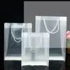 Borsa in plastica Glassata PP di plastica regalo di plastica Borse da imballaggio con manico Clear Translucenza confezione regalo taglia 27 * 19 * 7 cm