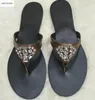 2018 Nya Kvinnor Slide Sandals Party Skor Röd Diamant Skor Klänning Skor Sexig Sommar Gladiator Sandaler Kvinnor Slider Sandaler