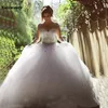 Abiti da sposa a maniche lunghe con strass Cristalli Abito da ballo senza schienale Abiti da sposa Abiti da sposa vintage Abiti Quinceanera primaverili