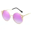 YU XU Nya mode runda solglasögon designer märke solglasögon för kvinnor pärla spets ram böjda glasögon ben solglasögon H1087307166