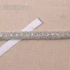 Missrdress Silver Crystal Bridal Belt Handgjorda pärlor Rhinestone Ribbon Wedding Sash For Wedding Dress Gown YS8043158118