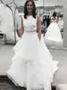 Único 2 peças de vestidos de casamento aberto de cetim ruffles organza com sweep trem jóia do pescoço vestido de noiva custom made barato