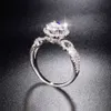 Stämplat 10kt 8 $ Real Solid 100% 925 Sterling Silver Bröllop Ringar Smycken för Kvinnor Märke 2ct Simulerad Diamond Engagement Ring