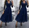 Dark Navy Tea Length Lace V Neck Mother Of The Bride Dresses 3 4 Long Sleeves Appliqued A Line Formal Wedding Guest Evening Gowns331P