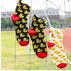 Homens desenhos animados hip hop Cool amarelo pato meias de algodão skateboard meia arte engraçada meias personalidade maré pet elf sox casual para amantes