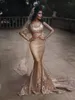 Gorgeous Deep-Champange Prom Dresses V-Neck Koraliki Cekiny Koronkowe Aplikacje Długie Rękaw Suknia Dubaj Seksowne Dwie Kawałki Suknia Syrenka
