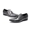 Zapatos con estampado de serpiente para hombres Zapatos de cuero con cordones Oxford para hombres Nueva primavera otoño Mocassin Homme Vestido Zapatos de fiesta